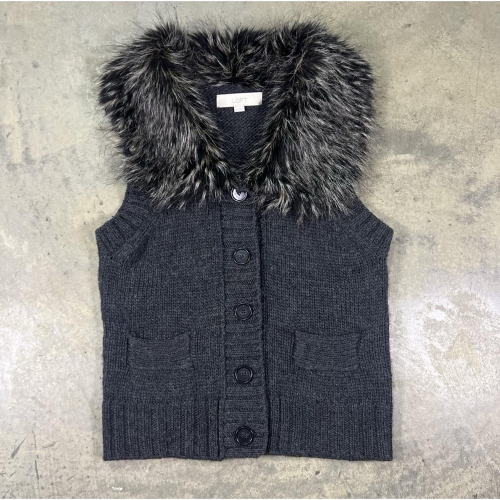 LOFT Faux Fur Collar Knit Vest – Size M